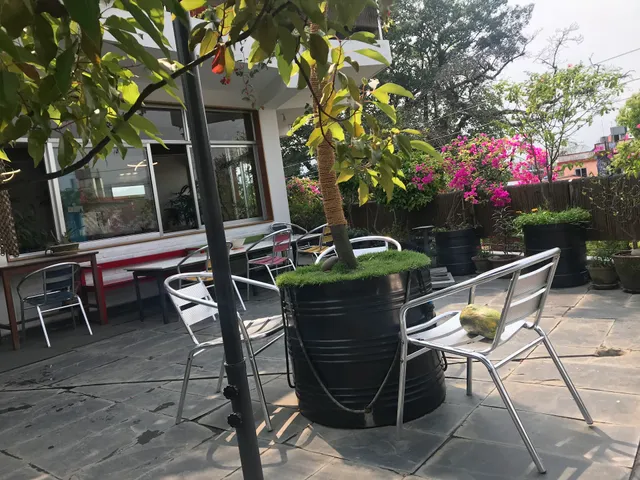 Sp. Himalaya Cafe and Restaurant