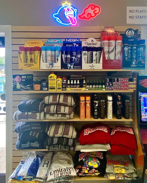 Nimbus Vape and Pipe. Vape - THC - Dispensary - Glass - Smoke - Gallatin