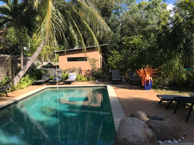 Marguerites on Magnetic