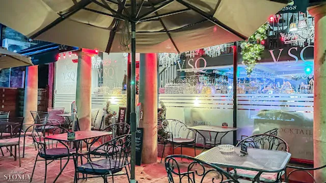 VSQ, Gin, Cocktails & More