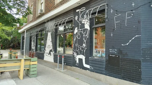 F+F Pizza sur Beaubien