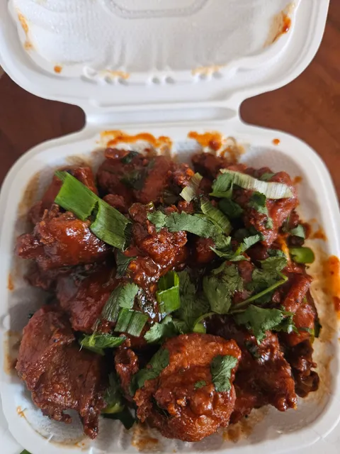 RESUNGA MOMO AND CURRY