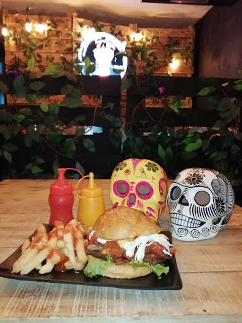 Medieval Burger & Wings