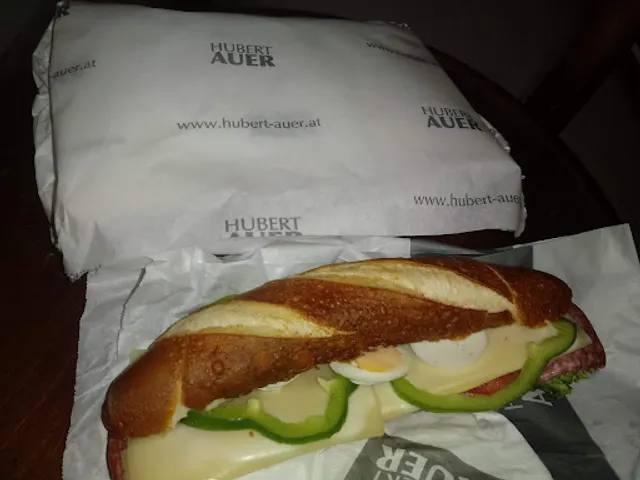 Backhaus Hubert Auer