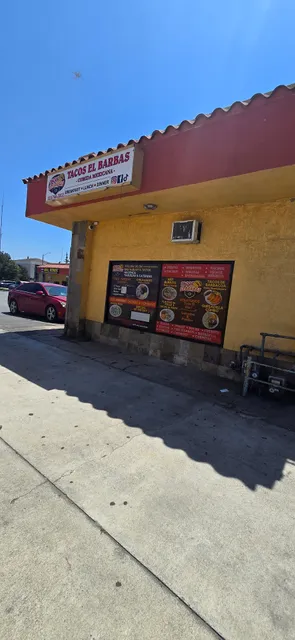 Tacos El Barbas