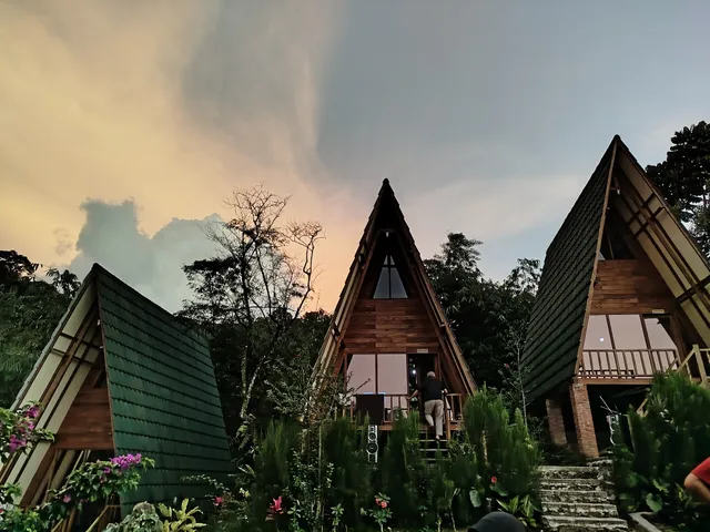 Elvadiva Cottages