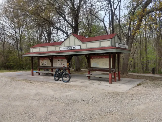 Katy Trail - Calhoun Trailhead