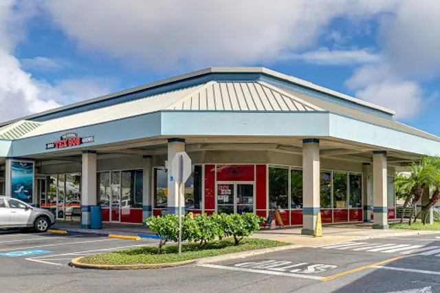 TEX 808 BBQ + Brews Hawaii Kai