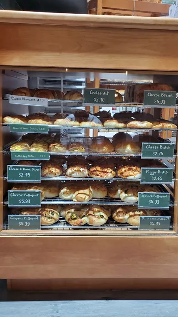 FRESH BAKERY (FRESH BAKED COMMUNITY BAKERY)