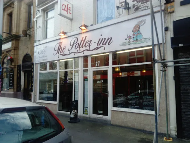 The Potter-inn Café