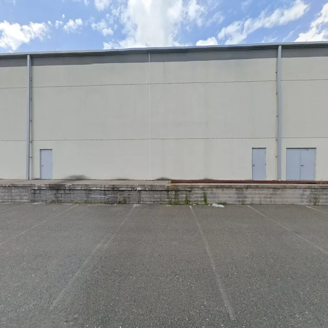 Marshall Square Shopping Center Plaza