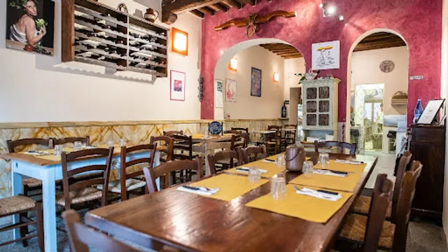 Fischi per Fiaschi vinaio osteria