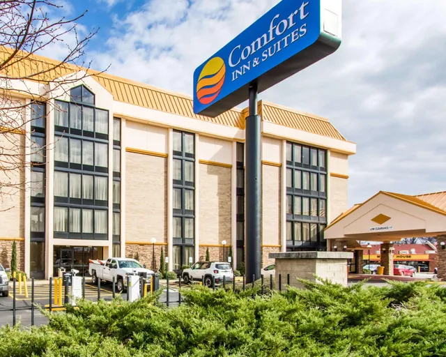 AmericInn by Wyndham Memphis East