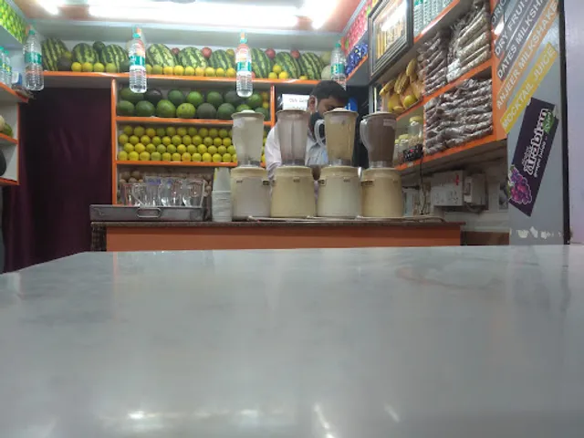 Sri Gajanana Fruit Juice Centre