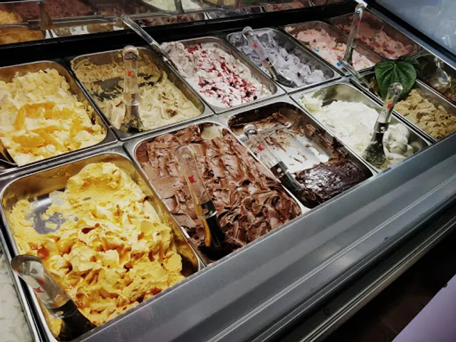 Mad Moose - Artisan Gelato