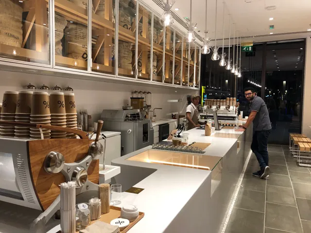 % ARABICA DUBAI the POINTE EAST