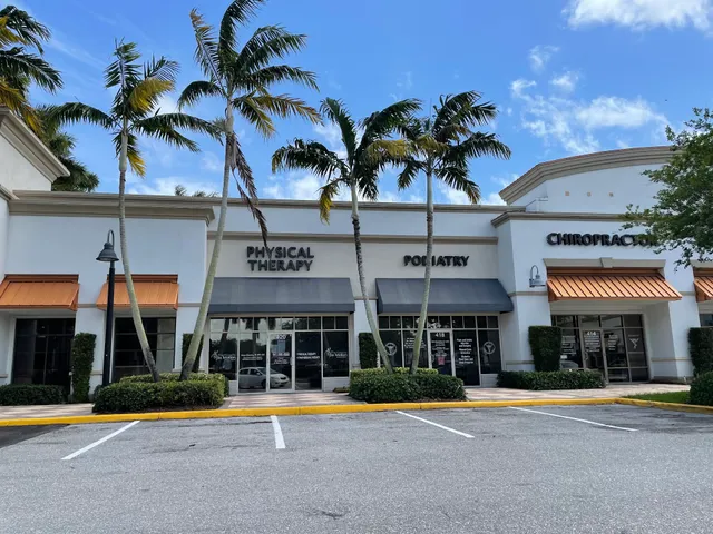 Shoppes at Woolbright