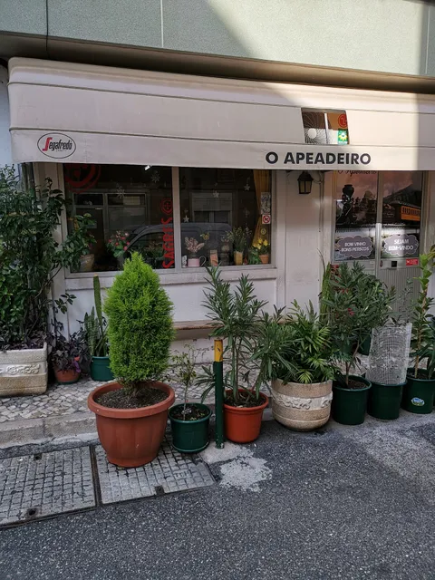 O Apeadeiro - Restaurante Moscavide