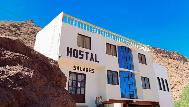 HOSTAL SALARES