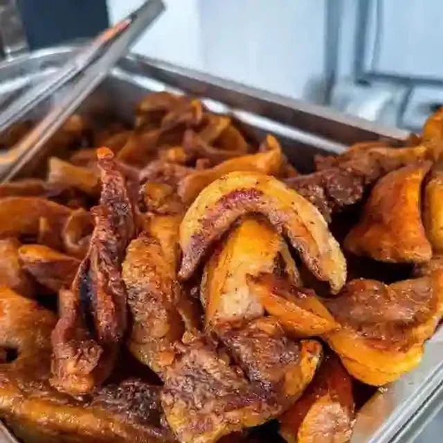 El Sultán del Chicharrón Eva Briseño