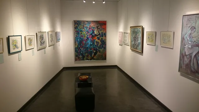 （有）尾張屋洋服店