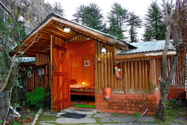 Snow King Retreat- Best Hotel and Resort in Fagu, Shimla