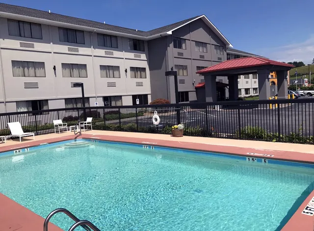 Country Inn & Suites by Radisson, Abingdon, VA