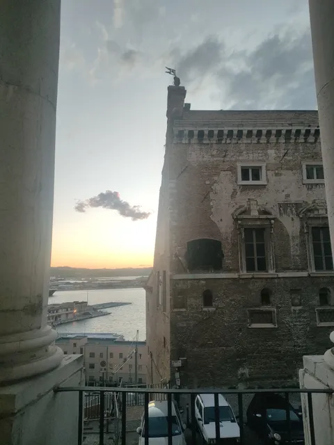 photo-1