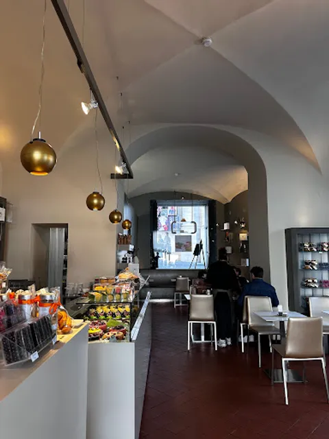 Douce Pâtisserie Café