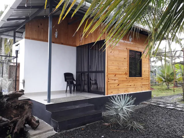 Whispering Mangrove Serviced villa Hotels