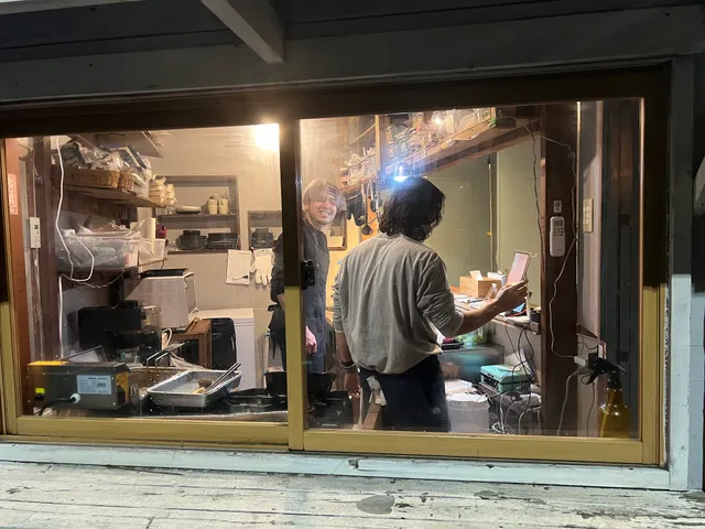 Falafel shop ~yaam~（ファラフェルショップ -ヤーム-）