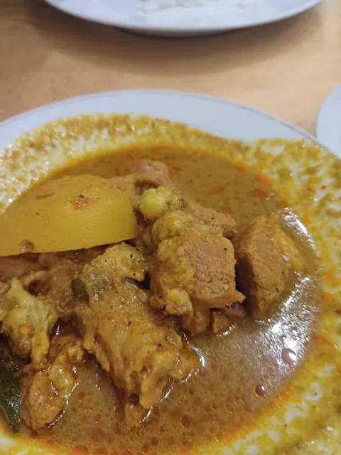 Rumah Makan Minang Maimbau