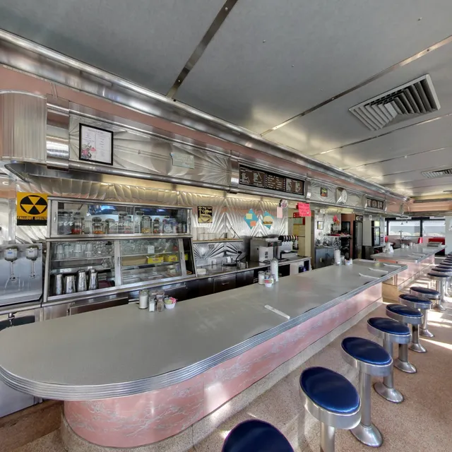 Taste Springfield Royal Diner