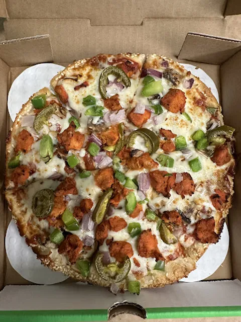 Red Swan Pizza - Kelowna Downtown Harvey Ave