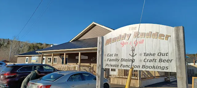 Muddy Rudder Bar & Grill