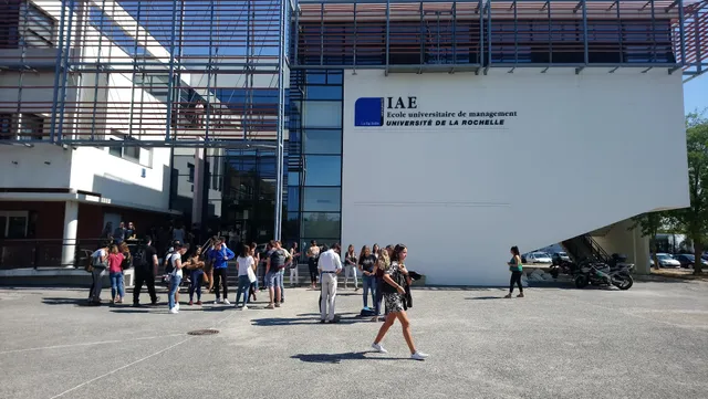 IAE La Rochelle - University Management School