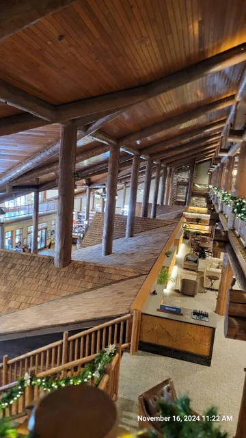 The Bluff House -The Keeter Center at College of the Ozarks