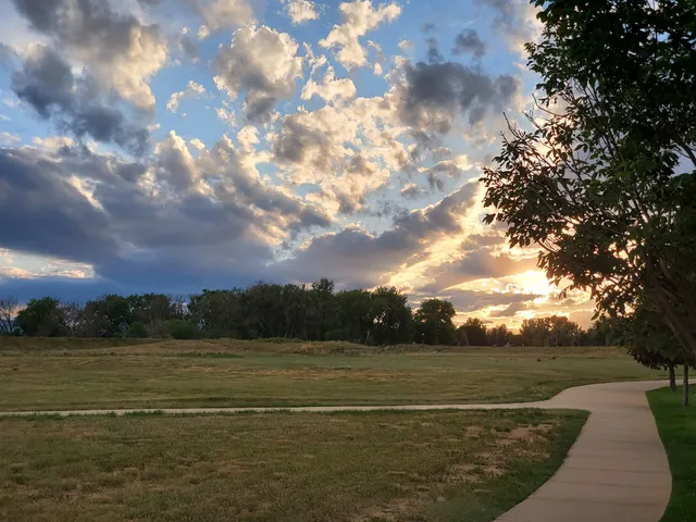 McKay Lake Parking Lot