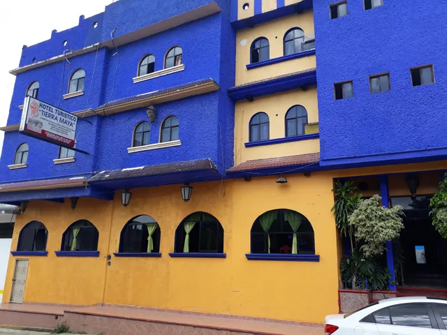Hotel Maya