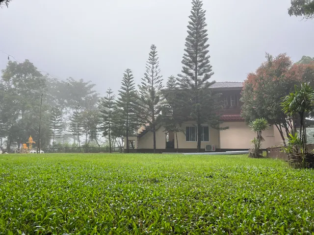 สวนสนภูม่านหมอกรีสอร์ท เขาค้อ