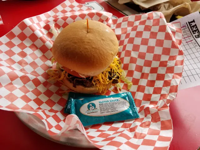 Lee's Hamburgers