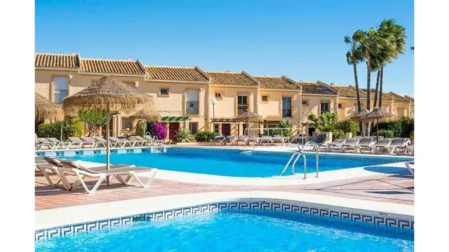 Ramada Hotel & Suites by Wyndham Costa del Sol Fuengirola