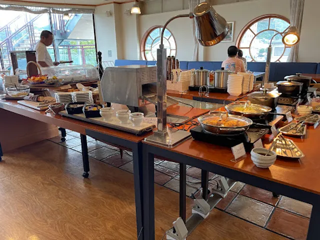 Restaurant & Lounge Grue