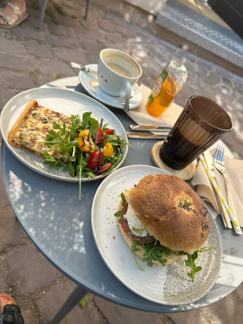 AMETY Café / Coffee, Breakfast, Lunch & Dîner