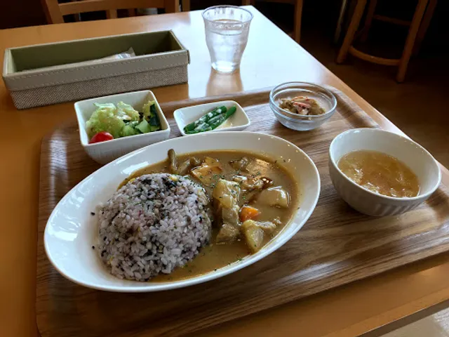 カフェレストラン オールマスターズ