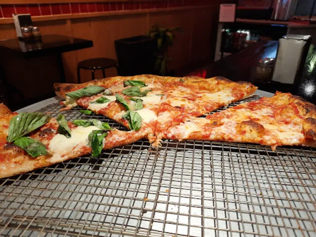 Andy's Pizza Adams Morgan