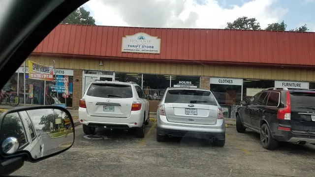 Thrift Store - Hill Country Animal League