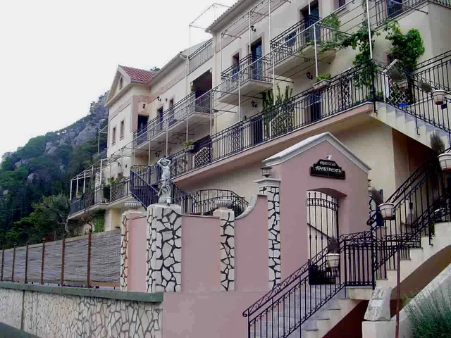 Aristotelis Apartments