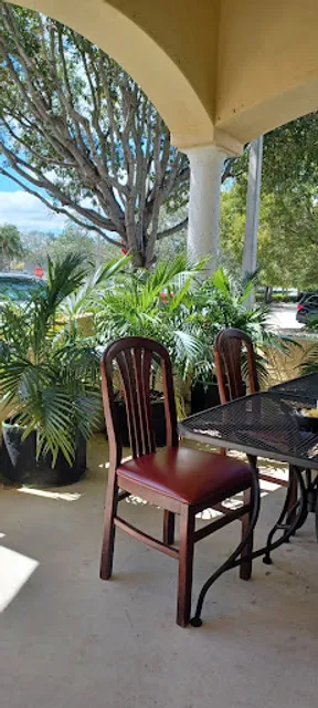 The Owl Country Grille