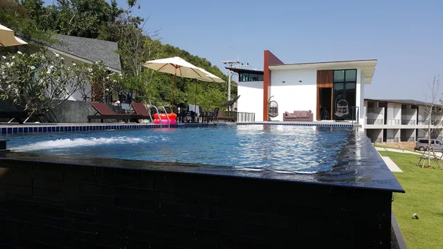 บ้านแสงจันทร์สำราญรีสอร์ท